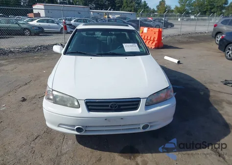 2000 Toyota Camry Xle z USA, uszkodzony, nr VIN JT2BG28K2Y0493612